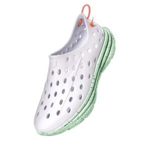 Kane Revive. Active Recovery Shoe